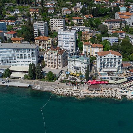 Penthouse At Villa Mascagni Opatija Eksteriør billede