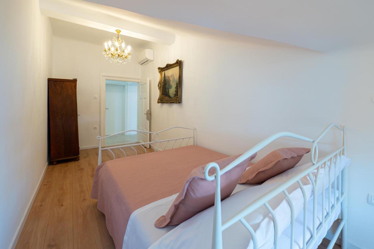 Penthouse At Villa Mascagni Opatija Eksteriør billede