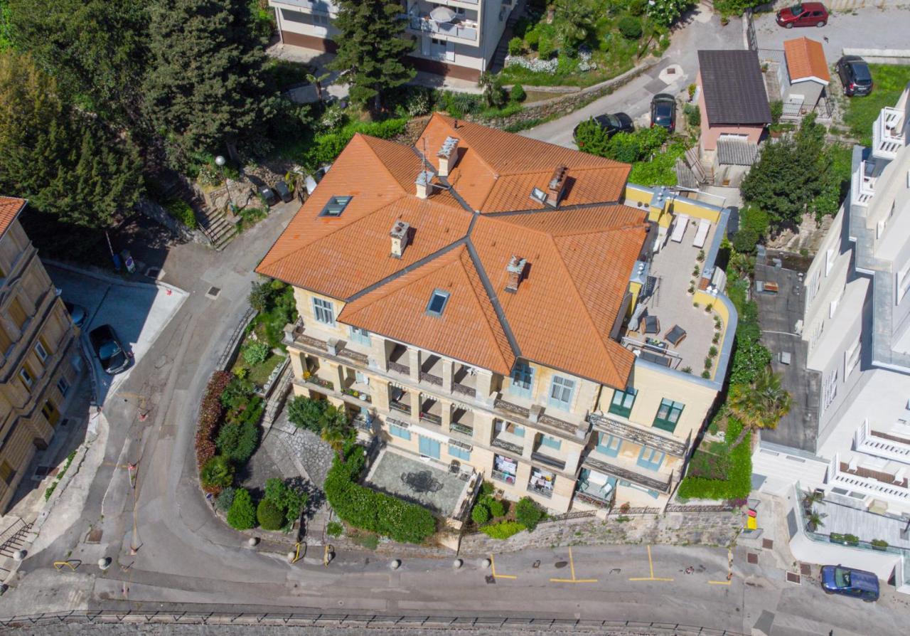 Penthouse At Villa Mascagni Opatija Eksteriør billede