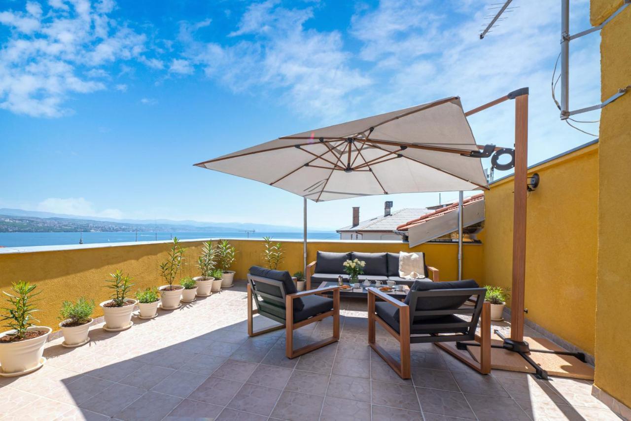 Penthouse At Villa Mascagni Opatija Eksteriør billede